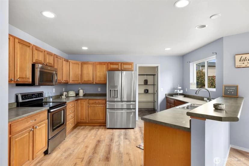 Property photo for 2345 Sw Siskin Circle, Port Orchard photo 10