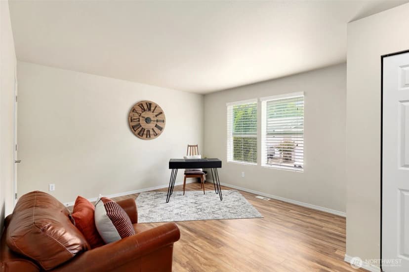 Property photo for 2345 Sw Siskin Circle, Port Orchard photo 23