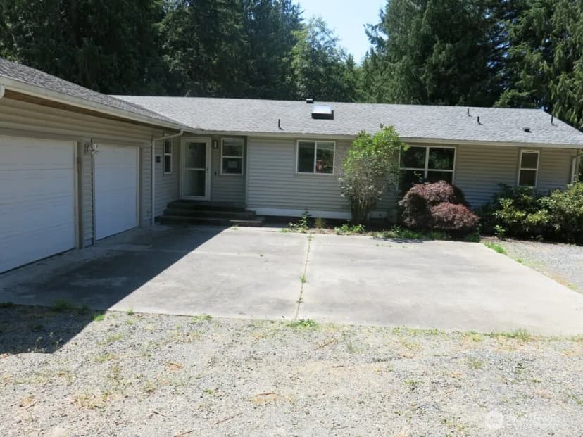 Property photo for 8004 184th Street Nw, Stanwood photo 40