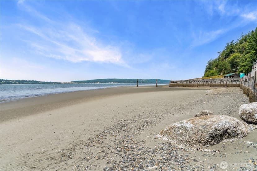 Property photo for 3555 S Holmes View Drive, Langley photo 37