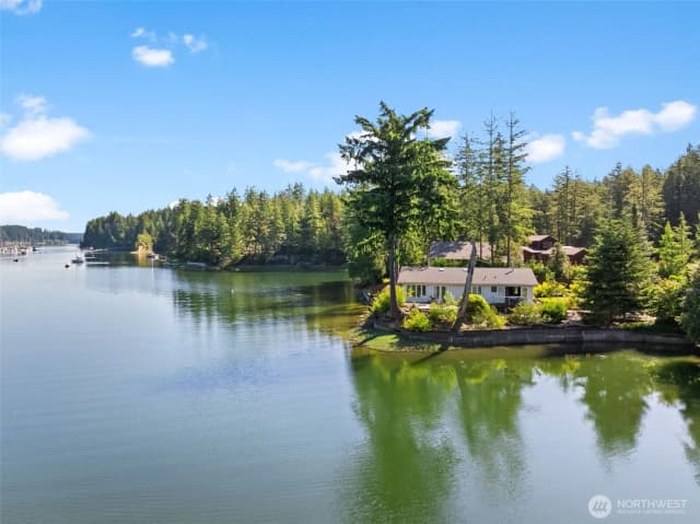 Property photo for 3143 E North Island Drive, Shelton photo 3