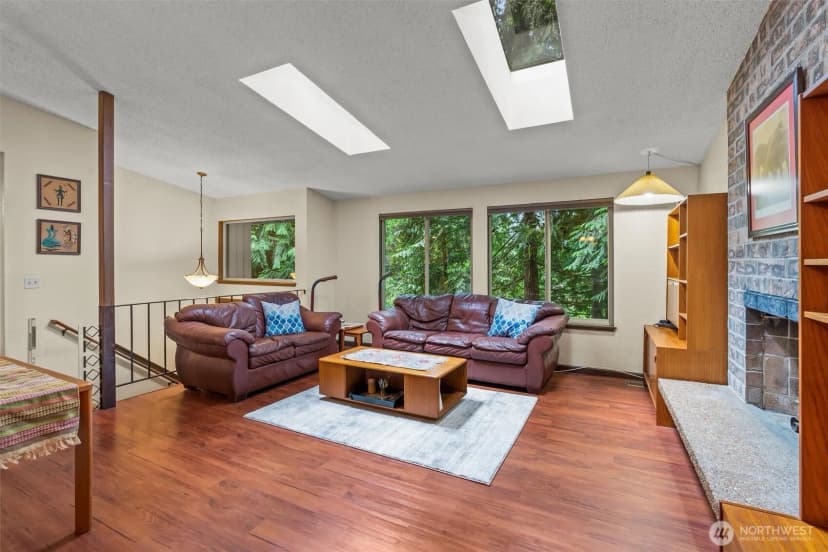 Property photo for 15911 181st Place Ne, Woodinville photo 6