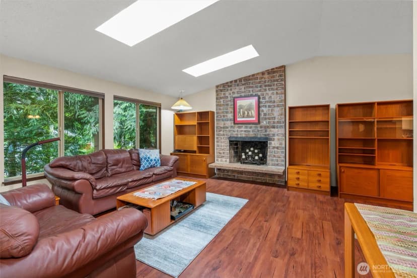 Property photo for 15911 181st Place Ne, Woodinville photo 5