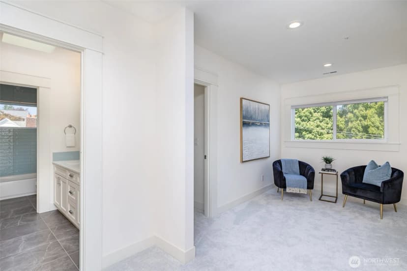 Property photo for 6209 32nd Avenue Ne, Seattle photo 26