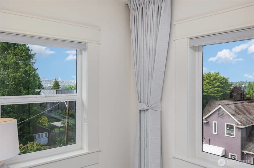 Property photo for 6209 32nd Avenue Ne, Seattle photo 19