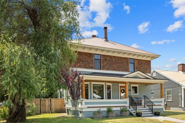 Property photo for 312 E 3rd Street, Cle Elum