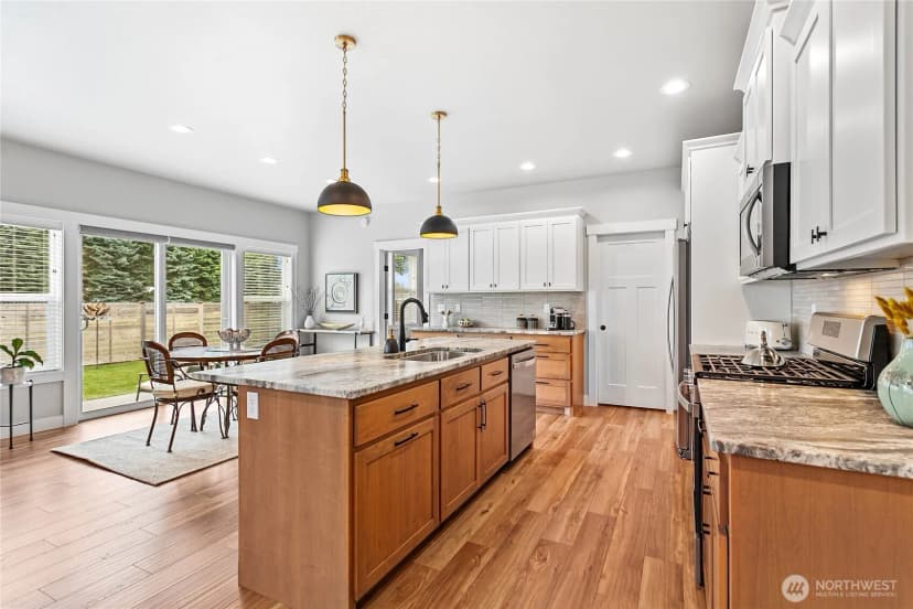 Property photo for 2101 Snowbush Street, Lynden photo 10