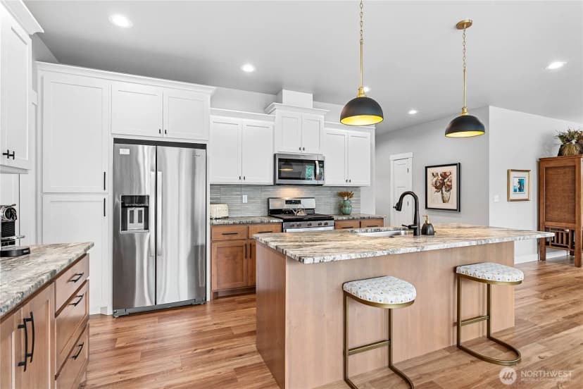 Property photo for 2101 Snowbush Street, Lynden photo 5