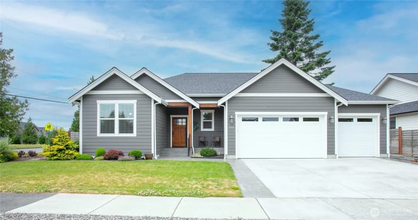 Property photo for 2101 Snowbush Street, Lynden