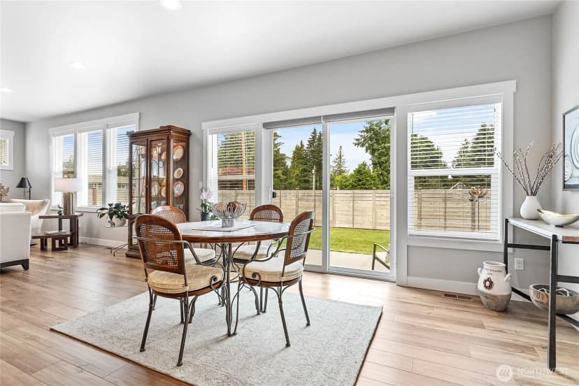 Property photo for 2101 Snowbush Street, Lynden photo 16