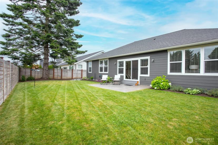 Property photo for 2101 Snowbush Street, Lynden photo 28