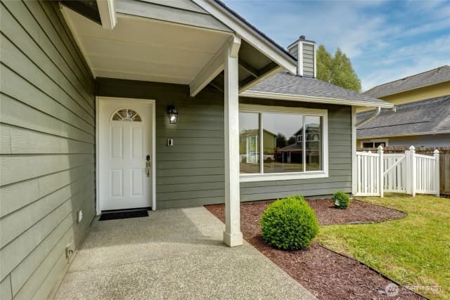 Property photo for 5421 60th Place Ne, Marysville photo 2