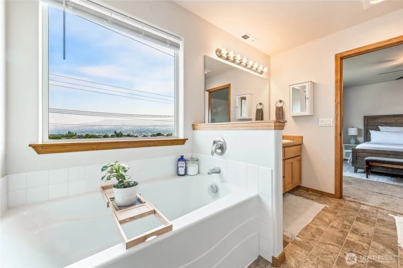 Property photo for 395 Saddlehorn Avenue, Wenatchee photo 29