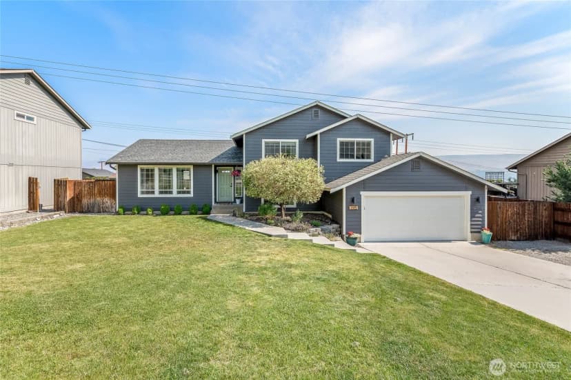 Property photo for 395 Saddlehorn Avenue, Wenatchee