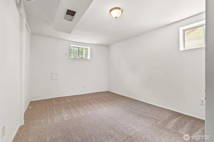 Property photo for 6719 46th Avenue S, Seattle photo 24