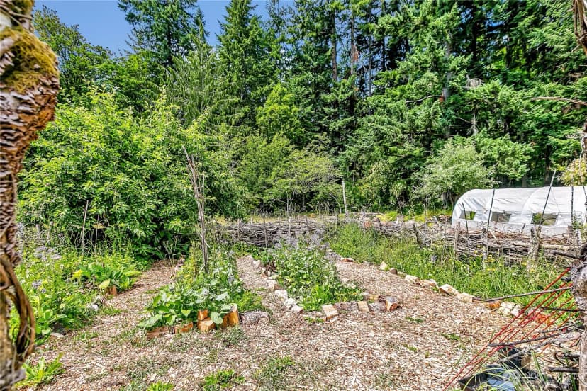 Property photo for 1400 Baby Doll Road Se, Port Orchard photo 24