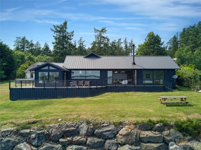 Property photo for 86 - 88 Pinedrona Lane, Friday Harbor photo 3