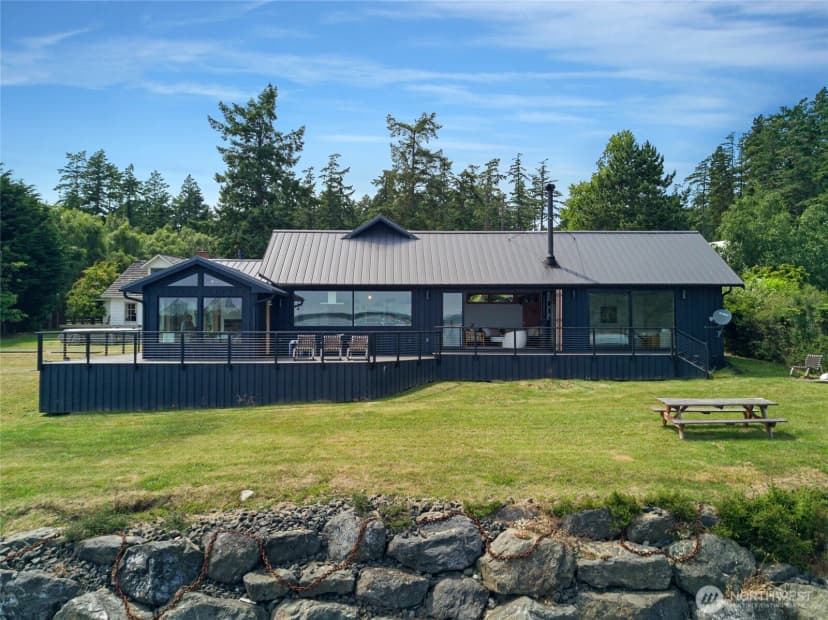 Property photo for 86 - 88 Pinedrona Lane, Friday Harbor photo 3