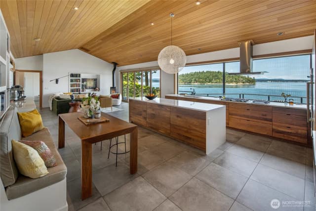 Property photo for 86 - 88 Pinedrona Lane, Friday Harbor