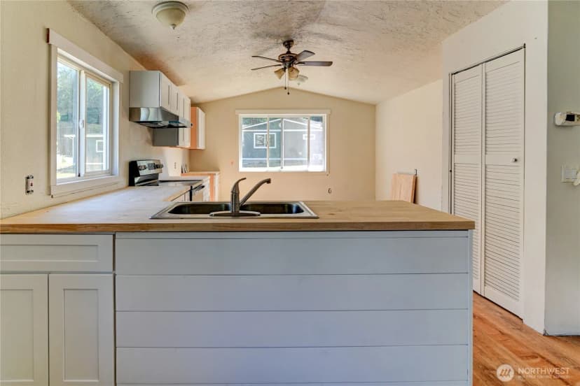 Property photo for 5411 Steamboat Island Road Nw, Olympia photo 25