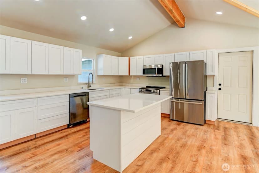 Property photo for 5411 Steamboat Island Road Nw, Olympia photo 11