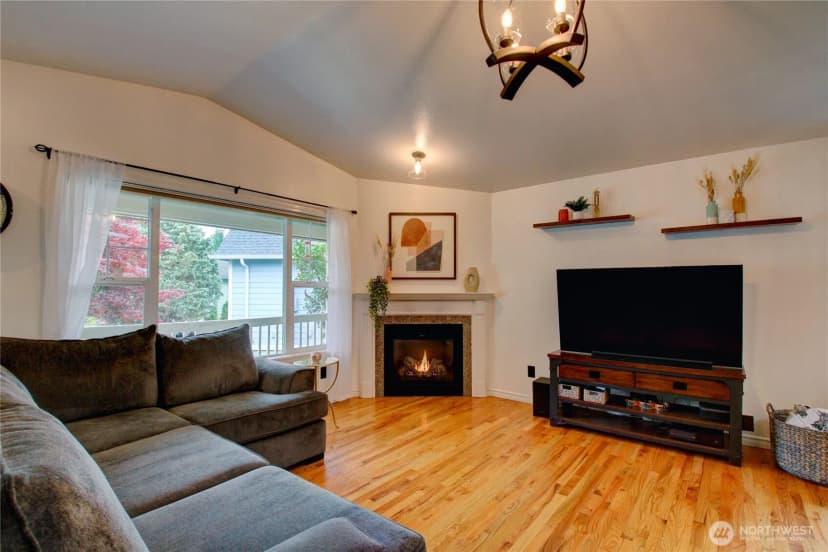 Property photo for 4031 Alyssa Court, Bellingham photo 6