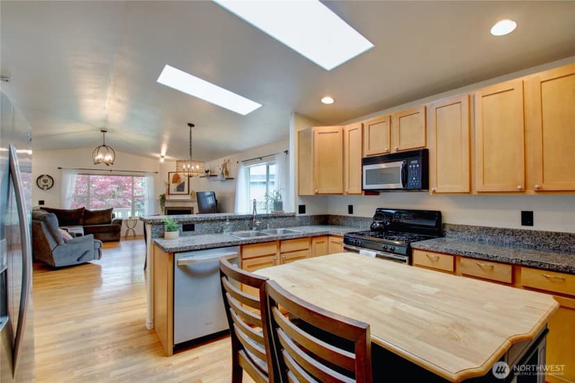 Property photo for 4031 Alyssa Court, Bellingham photo 17