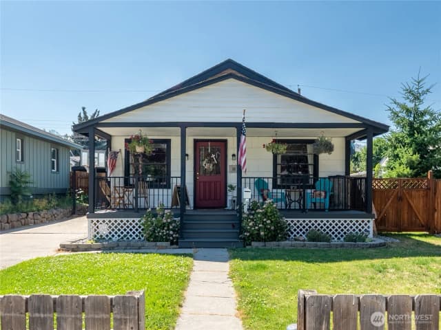 Property photo for 1018 Vassar Avenue, Wenatchee photo 3