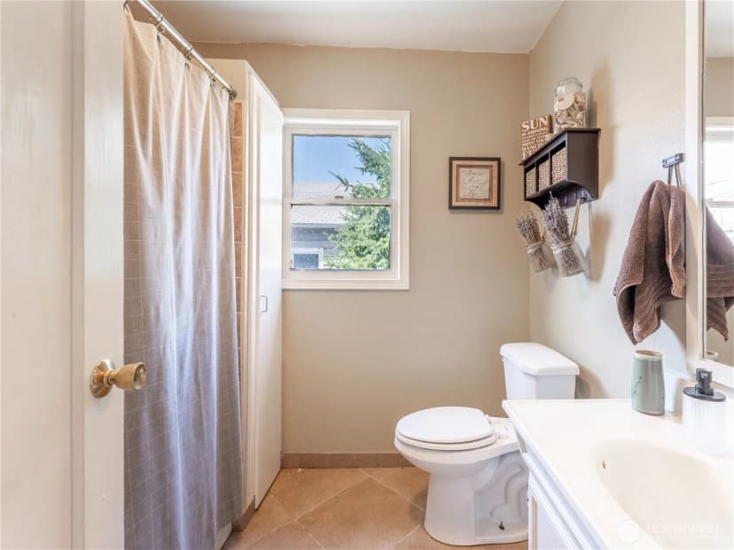 Property photo for 1018 Vassar Avenue, Wenatchee photo 24