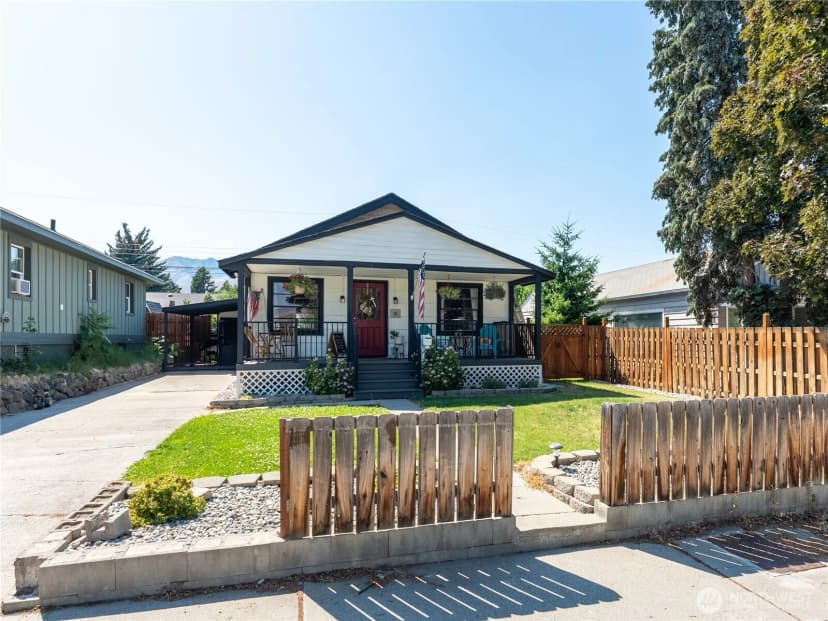 Property photo for 1018 Vassar Avenue, Wenatchee photo 6