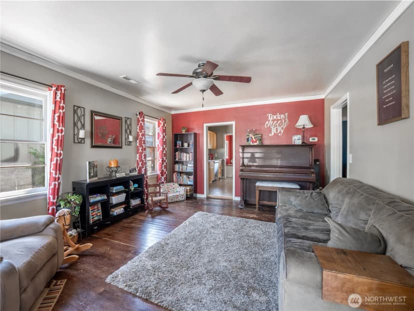 Property photo for 1018 Vassar Avenue, Wenatchee photo 10
