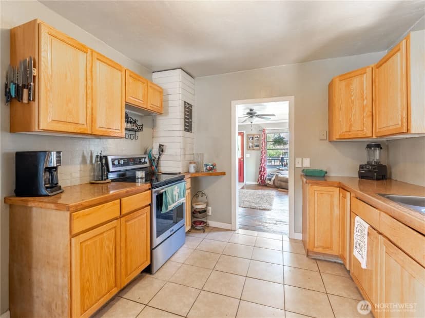 Property photo for 1018 Vassar Avenue, Wenatchee photo 17