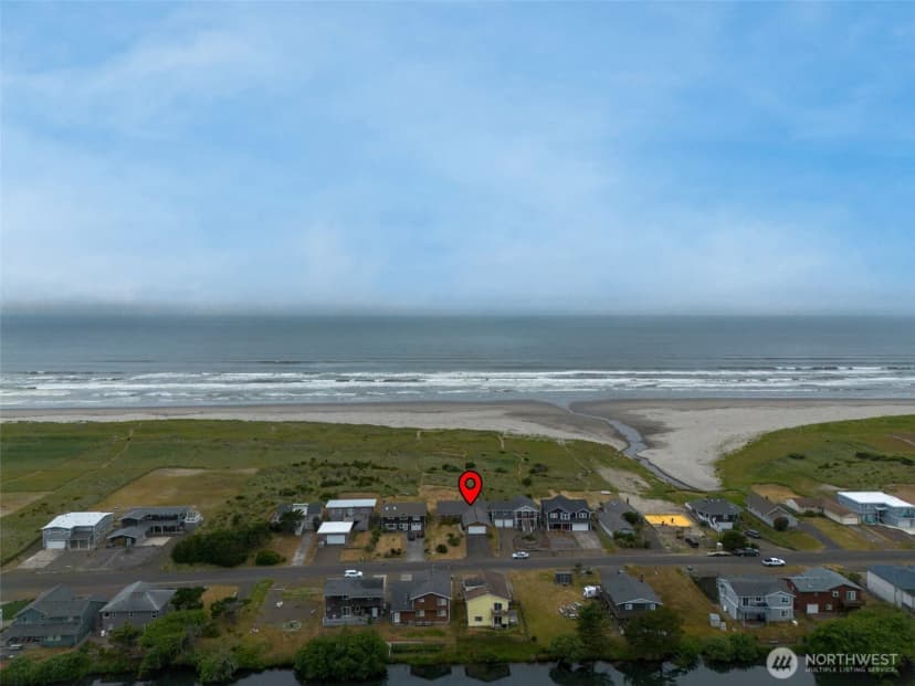 Property photo for 32601 G Street, Ocean Park photo 4