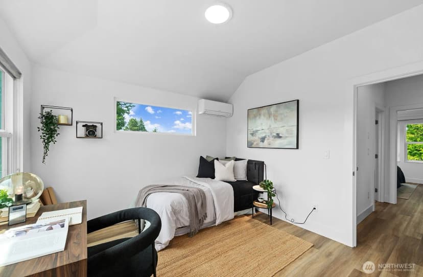 Property photo for 5949 41st Avenue Sw #5, Seattle photo 22