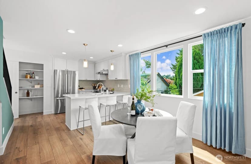 Property photo for 5949 41st Avenue Sw #5, Seattle photo 13