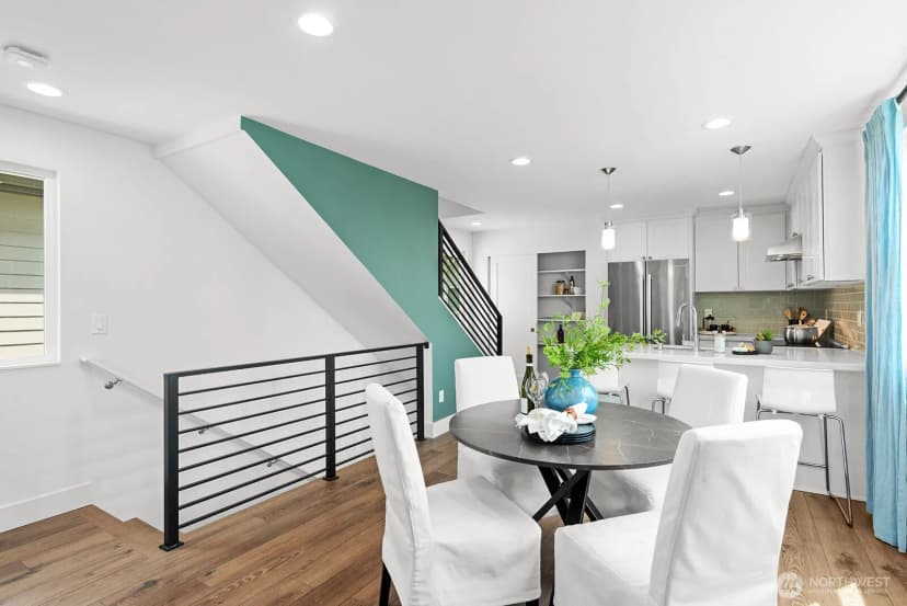 Property photo for 5949 41st Avenue Sw #5, Seattle photo 12