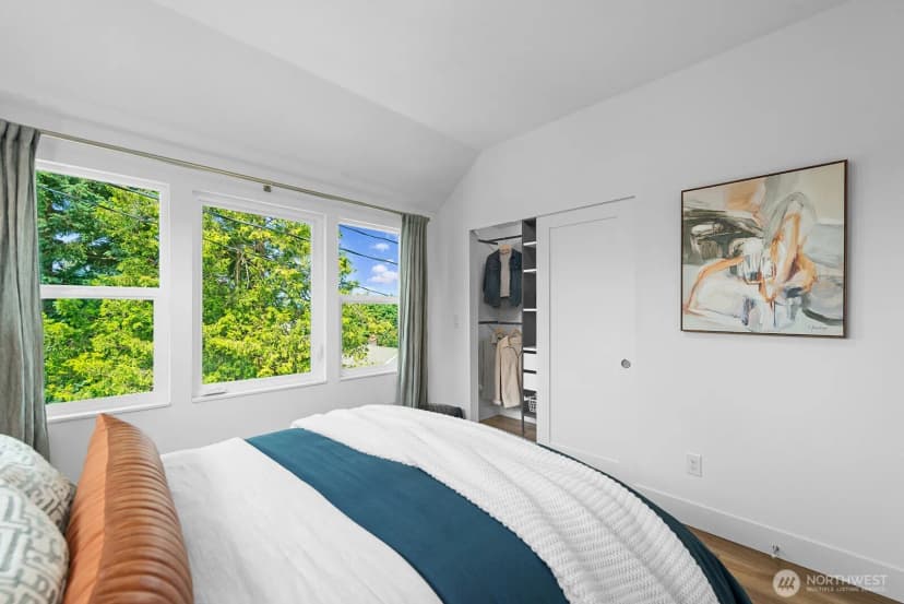 Property photo for 5949 41st Avenue Sw #5, Seattle photo 19