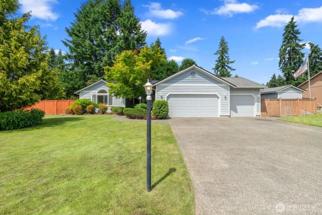 Property photo for 4707 235th Street East, Spanaway photo 3