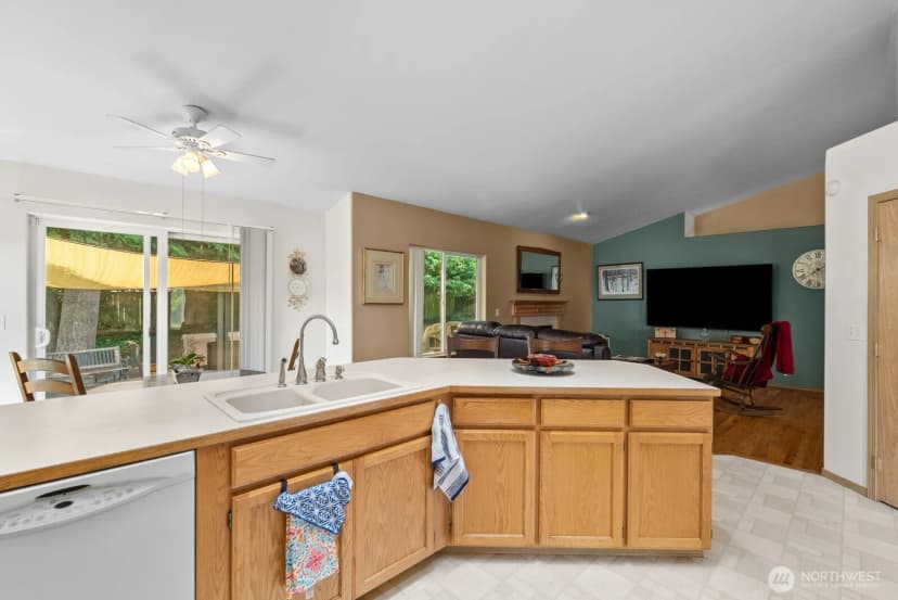Property photo for 4707 235th Street East, Spanaway photo 13