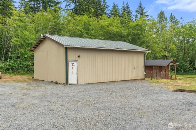 Property photo for 1332 Centralia Alpha Road, Chehalis photo 2