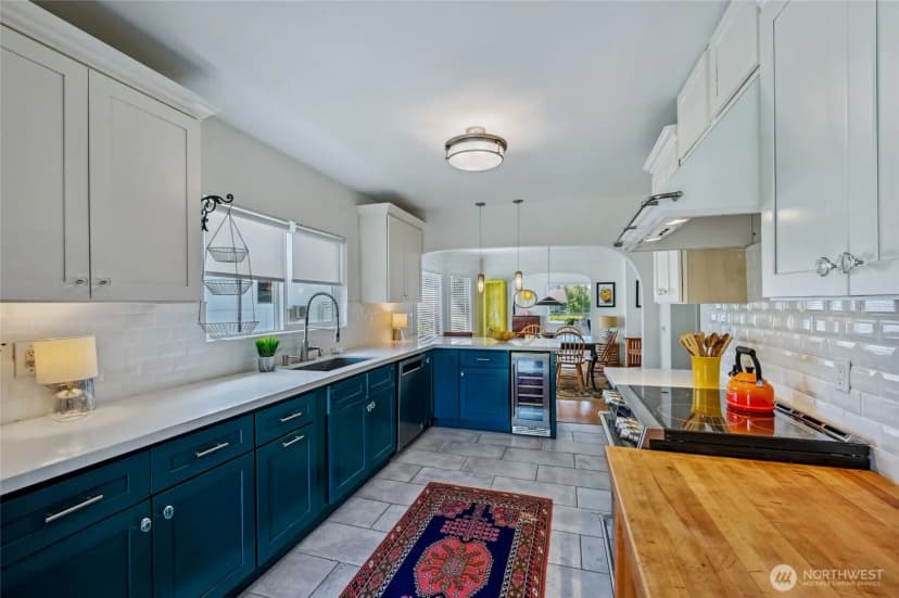 Property photo for 912 N 88th Street, Seattle photo 13