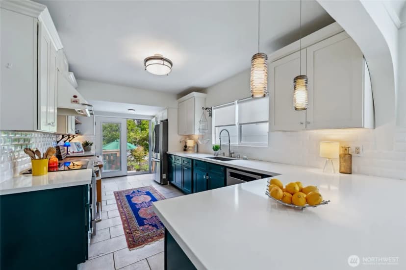Property photo for 912 N 88th Street, Seattle photo 10