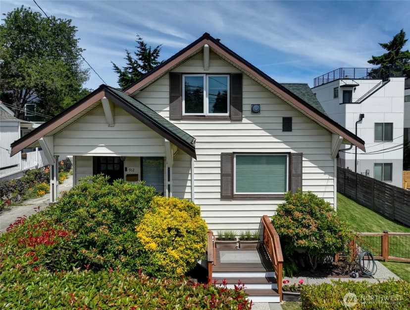 Property photo for 912 N 88th Street, Seattle photo 16