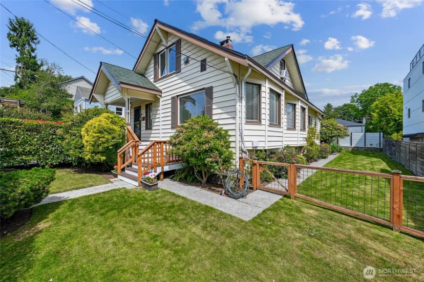 Property photo for 912 N 88th Street, Seattle photo 11
