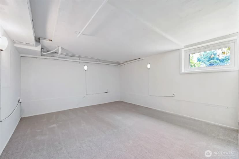 Property photo for 912 N 88th Street, Seattle photo 27