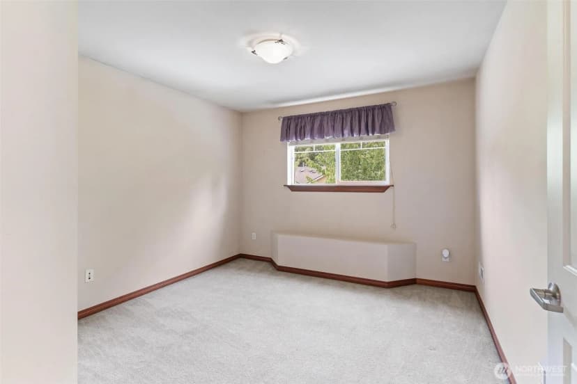 Property photo for 3806 209th Place Sw, Lynnwood photo 21