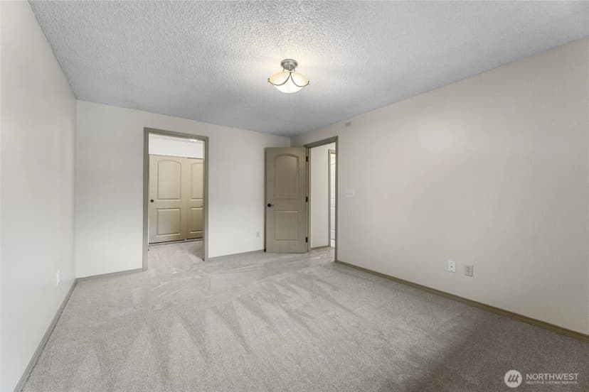 Property photo for 7605 Onyx Drive Sw, Lakewood photo 20