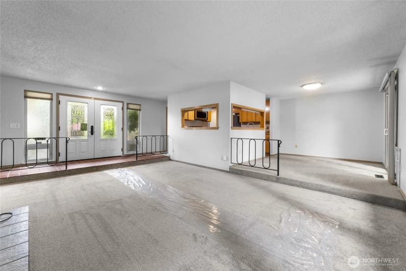 Property photo for 7605 Onyx Drive Sw, Lakewood photo 8