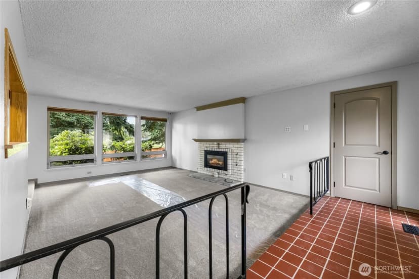 Property photo for 7605 Onyx Drive Sw, Lakewood photo 6