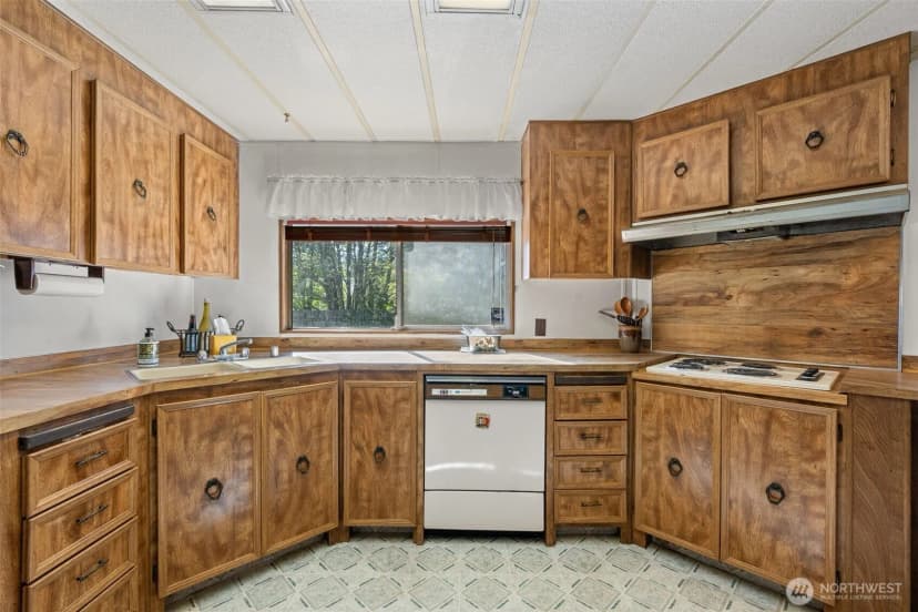 Property photo for 2641 Scotlac Dr Sw, Olympia photo 8
